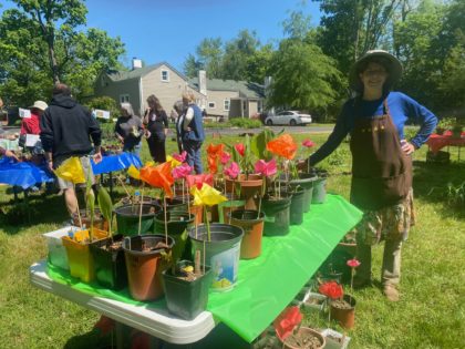 Days for Girls plant sale